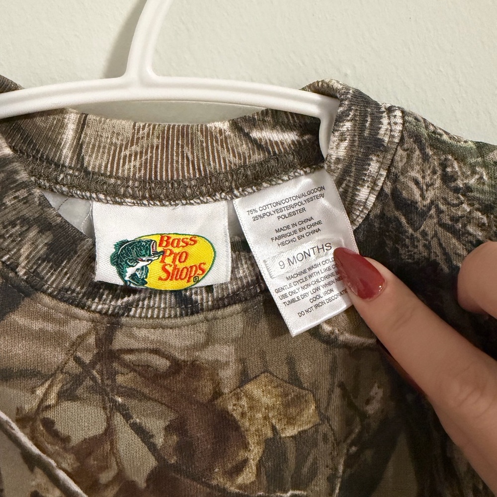 Bass Pro Shops Kids Woodland Camo Long Sleeve Tee - Picture 3 of 3